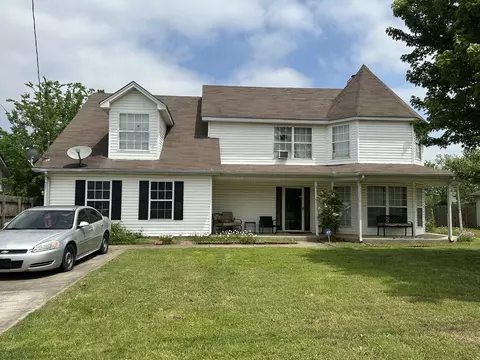 894 Lavergne Ln, La Vergne, TN 37086