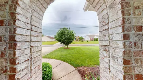527 Polo Ln, Springfield, TN 37172 photo 4