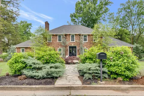 2703 Shannon Dr, Murfreesboro, TN 37129