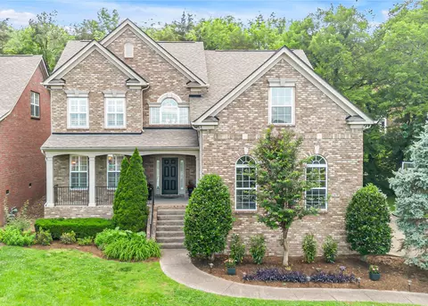 1301 Burton Valley Rd, Nashville, TN 37215