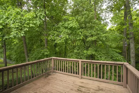 Exterior - 137 Brookside Pt, Springfield, TN 37172 photo 6 of 12