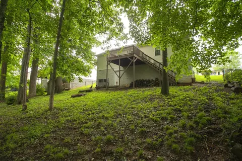 Exterior - 137 Brookside Pt, Springfield, TN 37172 photo 9 of 12
