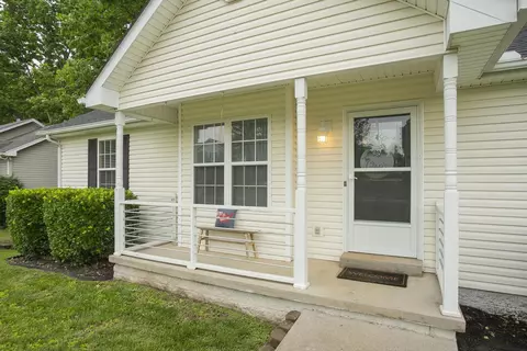 Exterior - 137 Brookside Pt, Springfield, TN 37172 photo 4 of 12