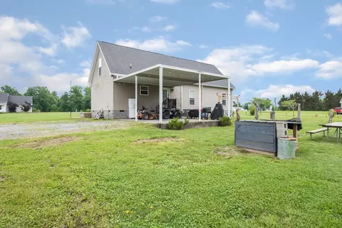 Exterior - 191 Ferrells Loop Rd, Manchester, TN 37355 photo 2 of 2