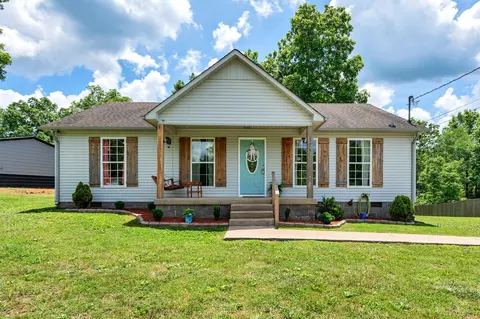 121 Clifton Rd, Lawrenceburg, TN 38464