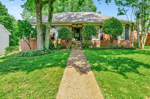 6104 Tuliptree Ln, Nashville, TN 37221