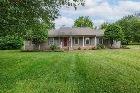 1510 Crowe St, Columbia, TN 38401