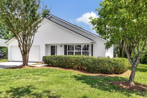 705 Judge Mason Way, La Vergne, TN 37086