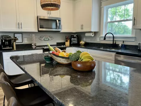 Kitchen - 172 Tenpenny Rd, Morrison, TN 37357 photo 2 of 2