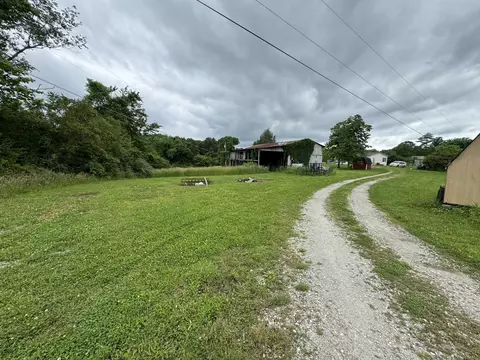622 Lucas Rd, Dickson, TN 37055 photo 3