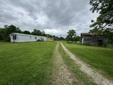 622 Lucas Rd, Dickson, TN 37055 photo 2