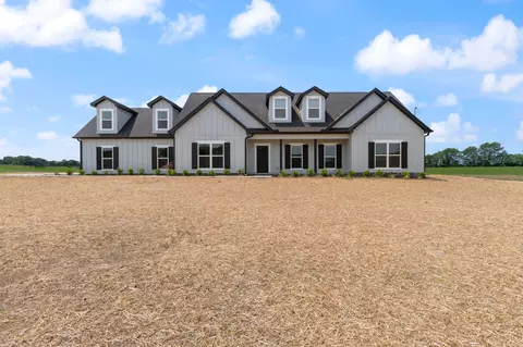 1915 Old Nashville Dirt Rd, Shelbyville, TN 37160