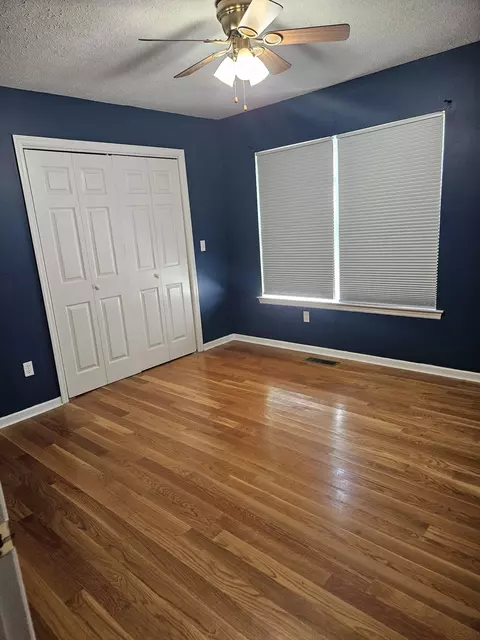Bedroom - 115 Cherry Ln, Morrison, TN 37357 photo 5 of 5