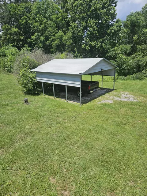 Exterior - 115 Cherry Ln, Morrison, TN 37357 photo 8 of 9