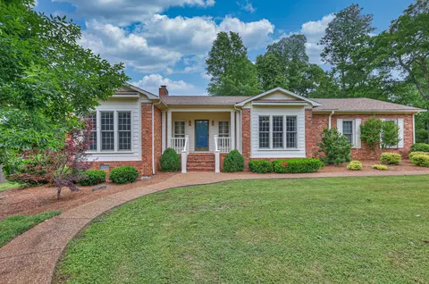 1502 Foxmoor Ct, Murfreesboro, TN 37129