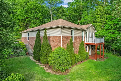 4588 Tanglewood Rd, Pegram, TN 37143