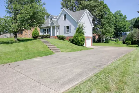 409 Breckinridge Rd, Clarksville, TN 37042