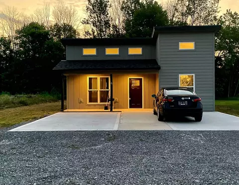 26 Giavonni Ln, Celina, TN 38551