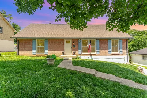 222 Wallace Rd, Nashville, TN 37211