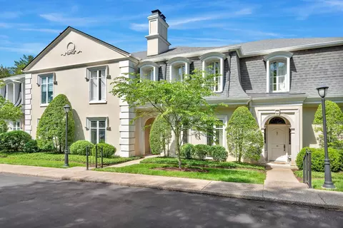 615 Belle Meade Blvd #120, Nashville, TN 37205