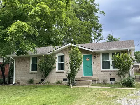 127 Cline Ave, Hendersonville, TN 37075
