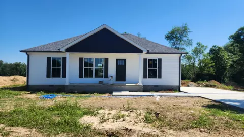 6 N Keener Rd, Leoma, TN 38468
