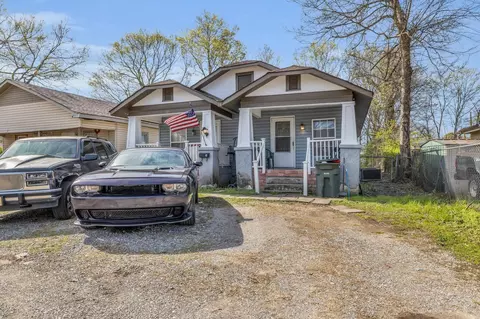 2102 E 32nd St, Chattanooga, TN 37407