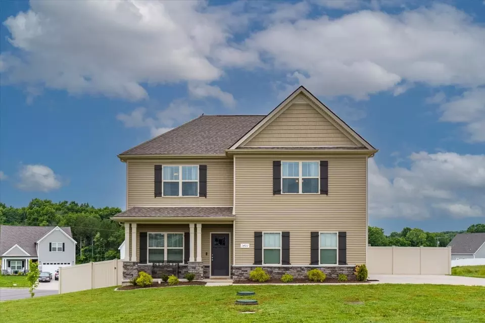 Exterior - 1401 Garrett St, Murfreesboro, TN 37129 photo 12 of 13
