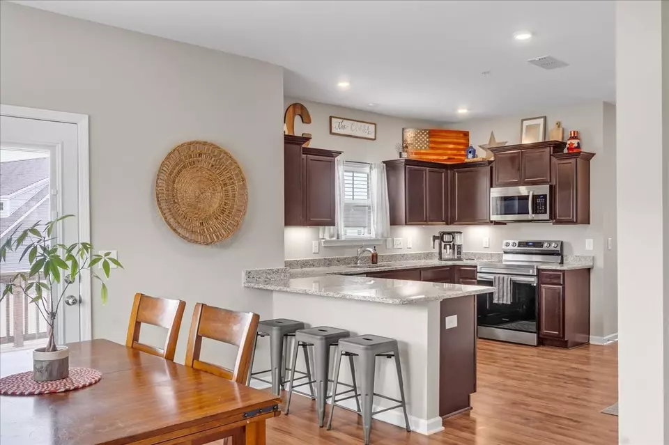 Kitchen - 1401 Garrett St, Murfreesboro, TN 37129 photo 10 of 10