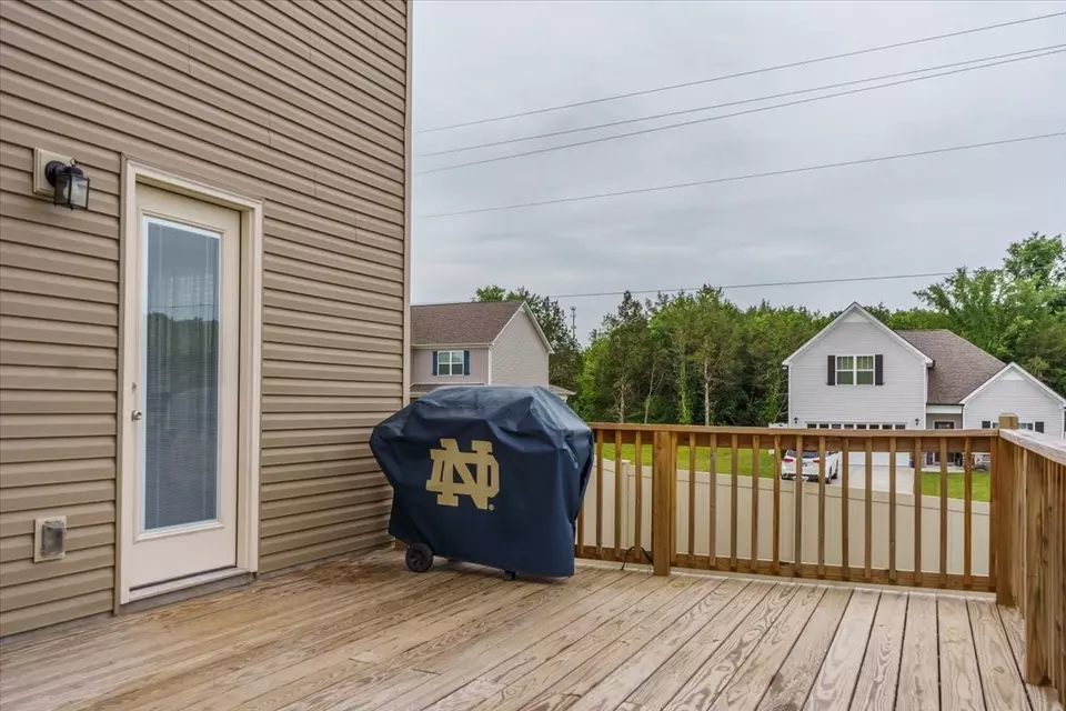 Exterior - 1401 Garrett St, Murfreesboro, TN 37129 photo 6 of 13