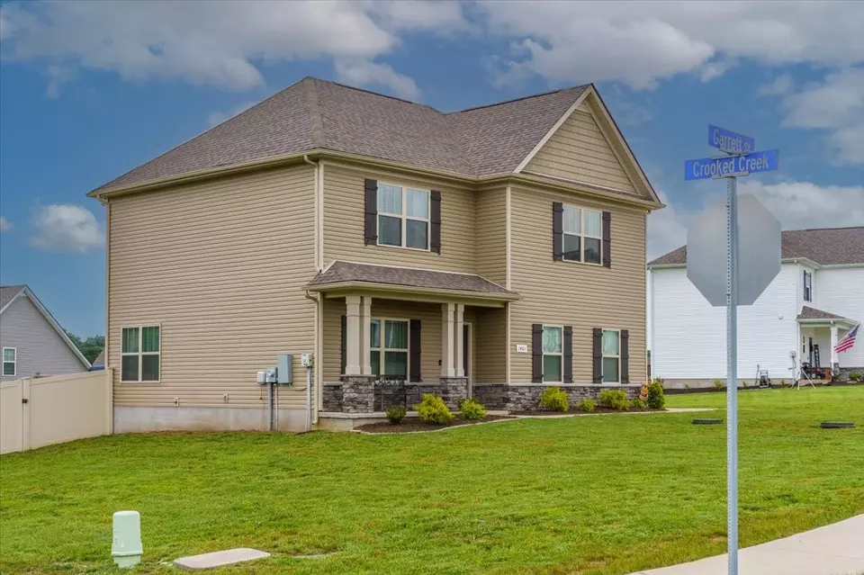 Exterior - 1401 Garrett St, Murfreesboro, TN 37129 photo 11 of 13