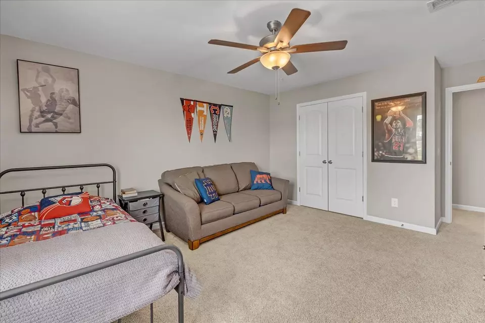 Bedroom - 1401 Garrett St, Murfreesboro, TN 37129 photo 6 of 6