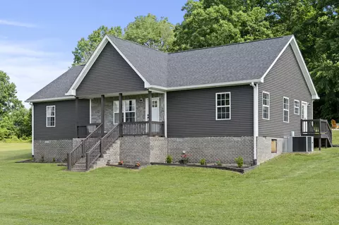 355 John Henry Rd, Westmoreland, TN 37186