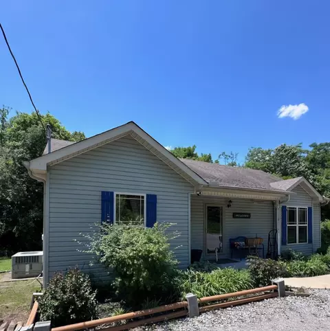 361 Cortner Hollow Rd, Petersburg, TN 37144