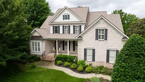 2703 Crowne Pointe Dr, Murfreesboro, TN 37130