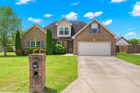 124 Riddick Ct, Murfreesboro, TN 37127