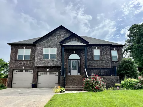 2889 Mcmanus Cir, Clarksville, TN 37042