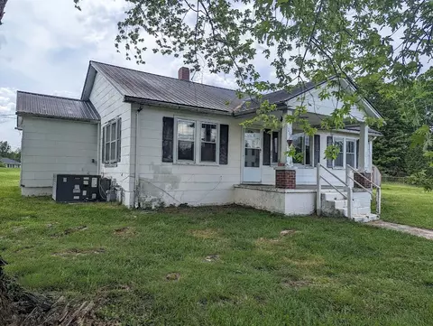 1263 Highway 100, Centerville, TN 37033