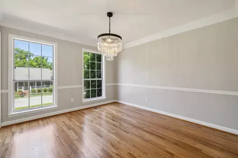 Living - 224 Devrow Ct, Franklin, TN 37064 photo 6 of 6
