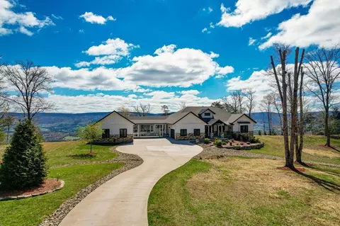 2451 Bluff View Dr, Dunlap, TN 37327 photo 2