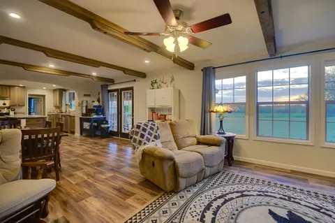 Living - 658 Deberry Rd, Morrison, TN 37357 photo 1 of 5