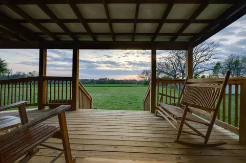 Exterior - 658 Deberry Rd, Morrison, TN 37357 photo 11 of 13