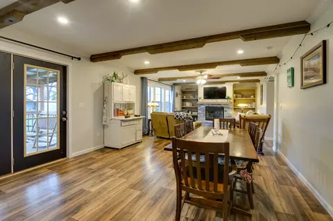 Dining - 658 Deberry Rd, Morrison, TN 37357 photo 1 of 5