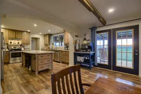 Kitchen - 658 Deberry Rd, Morrison, TN 37357 photo 10 of 11