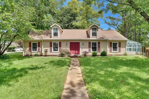 1517 Belle Oaks Dr, Murfreesboro, TN 37130