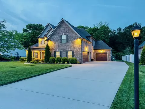 7974 Richpine Dr, Murfreesboro, TN 37128 photo 2