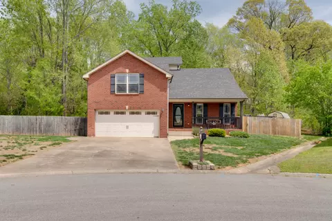 3148 Clydesdale Dr, Clarksville, TN 37043