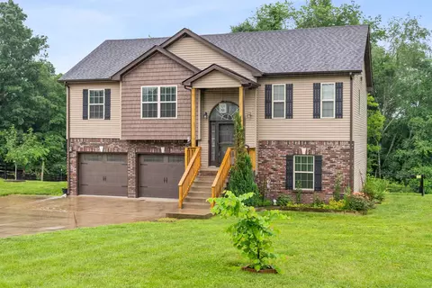 1220 Grays Chapel Rd, Southside, TN 37171