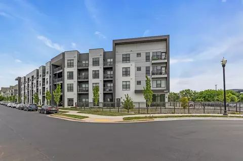 1677 54th Ave N #230, Nashville, TN 37209