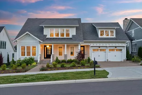8685 Belladonna Dr, College Grove, TN 37046